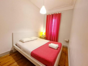  Shangri-La Hostel Anjos  Лиссабон